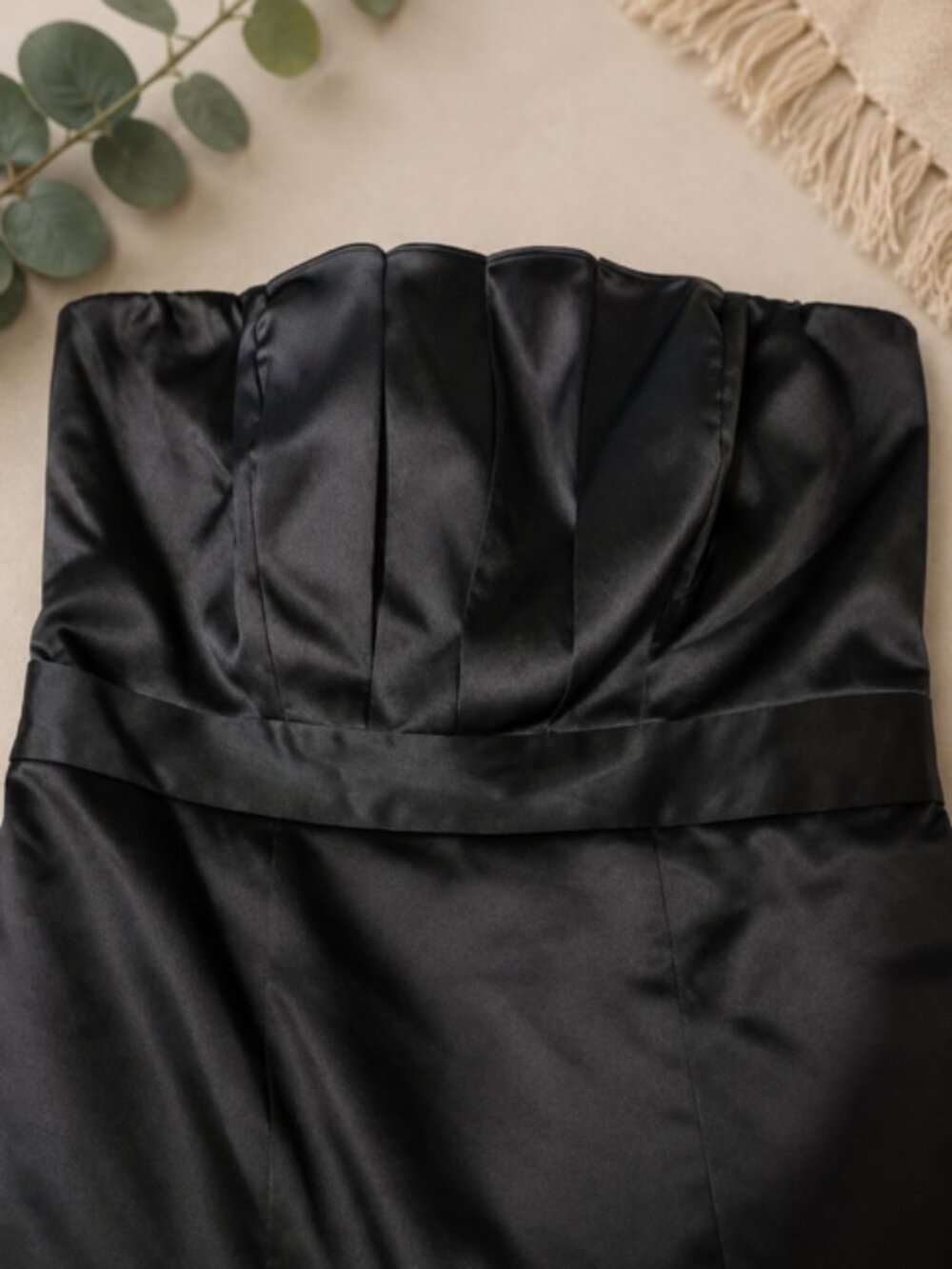 🖤 The Limited Strapless Satin Cocktail Dress – Size 2 🖤 - Picture 2 of 4